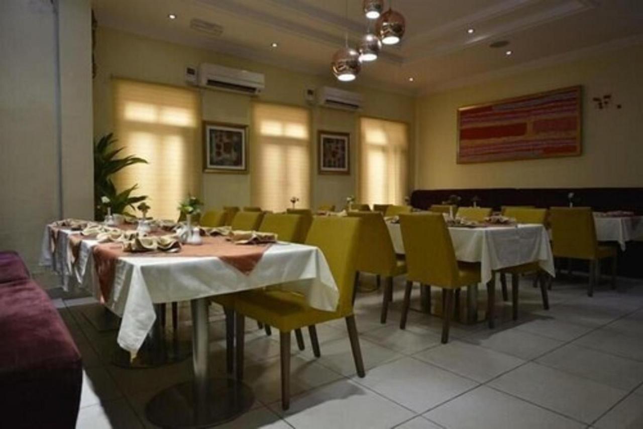 Palazzo Dumont Hotel Ikuata Εξωτερικό φωτογραφία