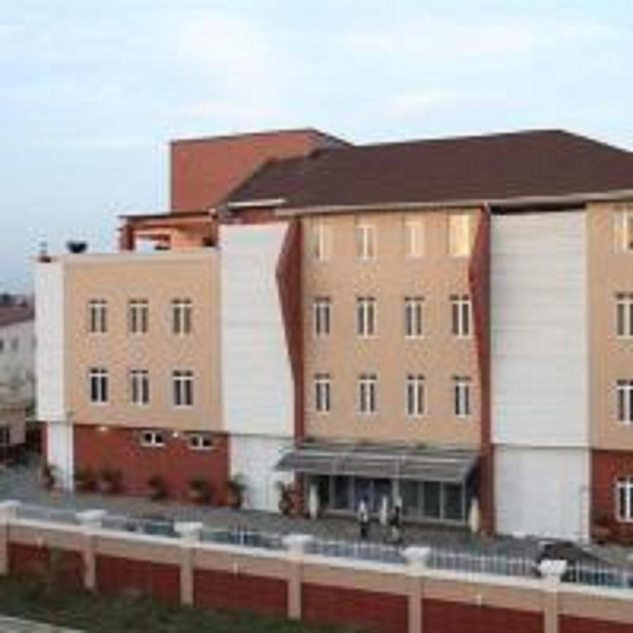 Palazzo Dumont Hotel Ikuata Εξωτερικό φωτογραφία