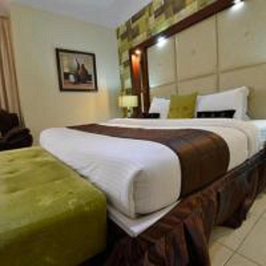 Palazzo Dumont Hotel Ikuata Εξωτερικό φωτογραφία